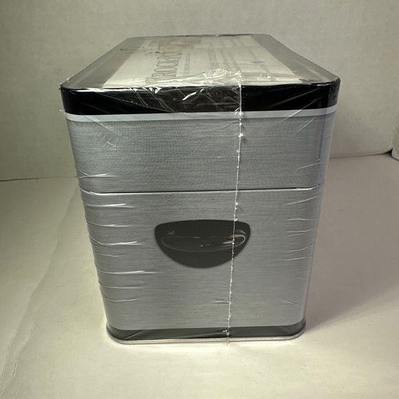 Crock Pot Recipe Box with Recipe Cards - Picture 3 of 9